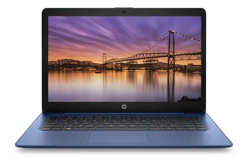 Laptop HP Stream con pantalla de 14 pulgadas, 4 GB de memoria RAM, disco duro SSD de 64 GB y sistema operativo Windows 11